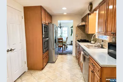 72 Foster Road, Tenafly, NJ 07670 - Photo 8