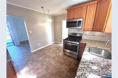 58 Buena Vista Avenue 1 #1, Hawthorne, NJ 07506 - Photo 6