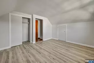 122 Westview Ave, Paramus, NJ 07652 - Photo 6