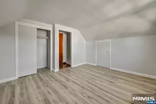 122 Westview Ave, Paramus, NJ 07652 - Photo 6