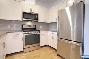 2050 Central Road 203, Fort Lee, NJ 07024 - Photo 2