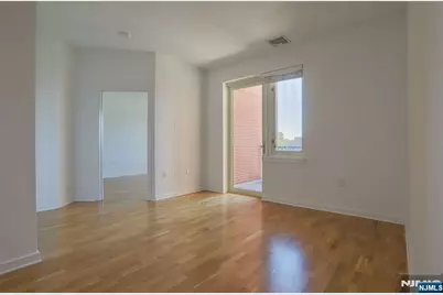 2050 Central Road 203 #203, Fort Lee, NJ 07024 - Photo 12
