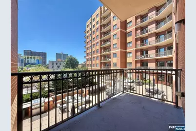 2050 Central Road 203 #203, Fort Lee, NJ 07024 - Photo 28