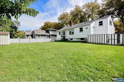 429 Polly Ann Terrace, Paramus, NJ 07652 - Photo 38