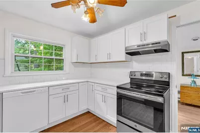 93 Lexington Avenue, Cresskill, NJ 07626 - Photo 4