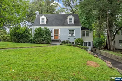93 Lexington Avenue, Cresskill, NJ 07626 - Photo 1