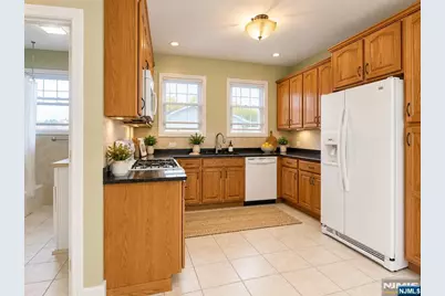 459 Chestnut Street 2 #2, Kearny, NJ 07032 - Photo 8