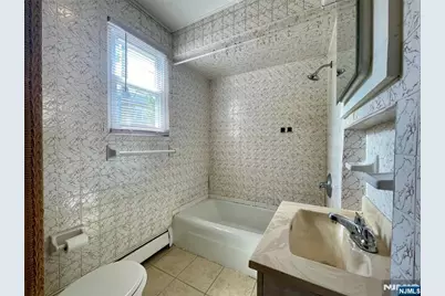 302 N 2nd Street 2 #2, Harrison, NJ 07029 - Photo 8