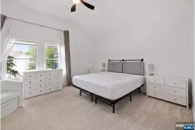 231 Hancock Avenue 2 #2, Jersey City, NJ 07307 - Photo 4