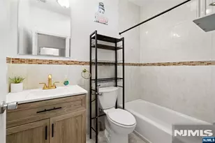 231 Hancock Ave 2, Jersey City, NJ 07307 - Photo 10
