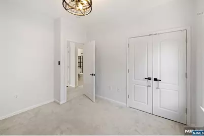 231 Hancock Avenue 2 #2, Jersey City, NJ 07307 - Photo 6