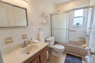 18B Lakeview Ave, Leonia, NJ 07605 - Photo 10