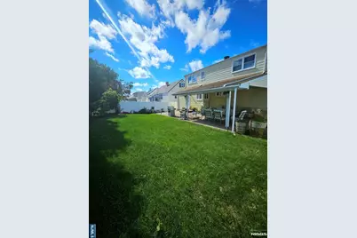 136 Isabelle Street, Metuchen, NJ 08840 - Photo 32