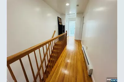 85 Lincoln Street B #B, Fairview, NJ 07022 - Photo 8