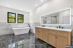 193 Homestead Rd, Paramus, NJ 07652 - Photo 28