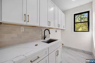 193 Homestead Rd, Paramus, NJ 07652 - Photo 8