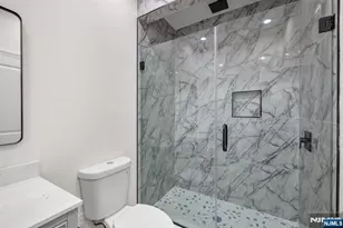 193 Homestead Rd, Paramus, NJ 07652 - Photo 34