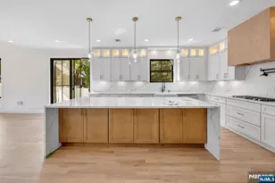193 Homestead Rd, Paramus, NJ 07652 - Photo 14