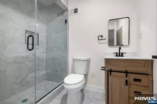 193 Homestead Rd, Paramus, NJ 07652 - Photo 36