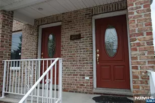 1604 John Street 1, Fort Lee, NJ 07024 - Photo 2