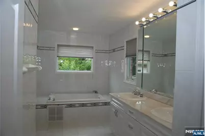 1604 John Street 1 #1, Fort Lee, NJ 07024 - Photo 12