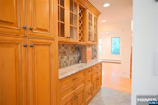 1033 Harvard Pl, Fort Lee, NJ 07024 - Photo 12