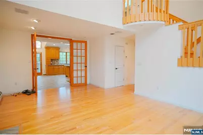 1033 Harvard Place, Fort Lee, NJ 07024 - Photo 14