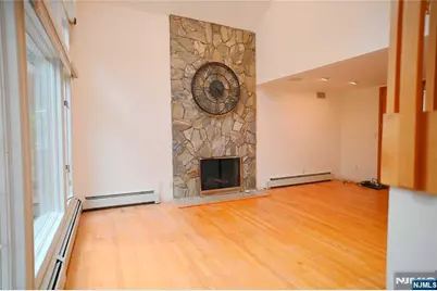 1033 Harvard Place, Fort Lee, NJ 07024 - Photo 4