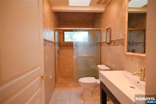 1033 Harvard Pl, Fort Lee, NJ 07024 - Photo 16