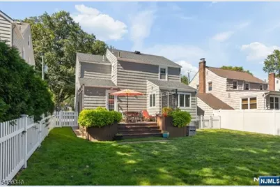 195 Stonehouse Road, Bloomfield, NJ 07028 - Photo 38