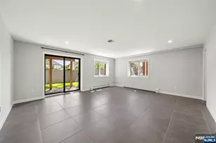 506 Westview Ave, Cliffside Park, NJ 07010 - Photo 24