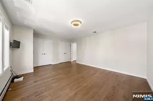 506 Westview Ave, Cliffside Park, NJ 07010 - Photo 20