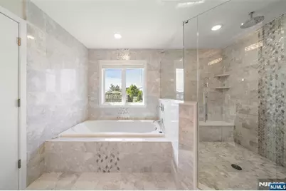 506 Westview Avenue, Cliffside Park, NJ 07010 - Photo 18