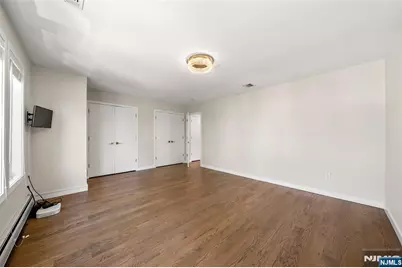 506 Westview Avenue, Cliffside Park, NJ 07010 - Photo 20