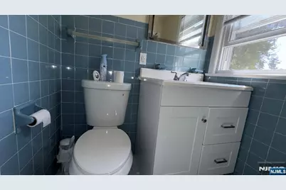 109 Lee Avenue 2nd Floor #2nd floor, Haledon, NJ 07508 - Photo 6