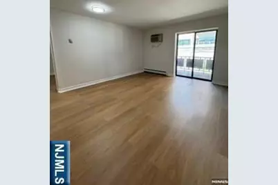 30 2nd Street 207 #207, Hackensack, NJ 07601 - Photo 4