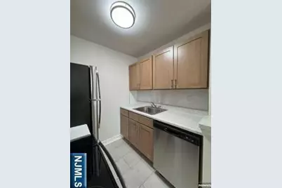 30 2nd Street 207 #207, Hackensack, NJ 07601 - Photo 2