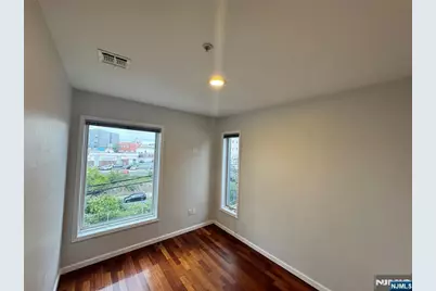 515 30th Street 2B #2B, Union City, NJ 07087 - Photo 8