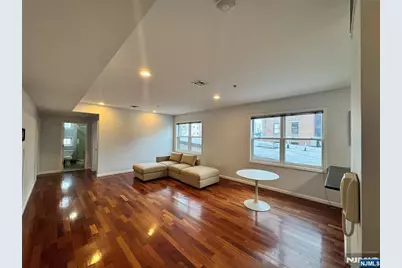 515 30th Street 2B #2B, Union City, NJ 07087 - Photo 2