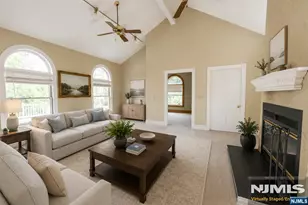 22 Serafin Pl, Glen Rock, NJ 07452 - Photo 12
