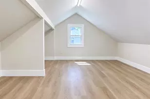 693 Chestnut Ave, Teaneck Township, NJ 07666 - Photo 10