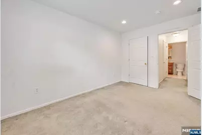 1140 Stafford Street, Mahwah, NJ 07430 - Photo 10