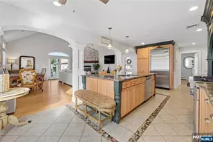 599 Oak Ave, Saddle Brook Township, NJ 07663 - Photo 8