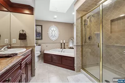 599 Oak Avenue, Saddle Brook Township, NJ 07663 - Photo 28