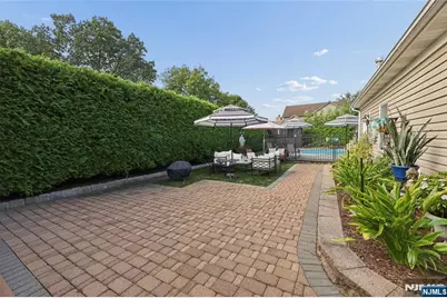 599 Oak Avenue, Saddle Brook Township, NJ 07663 - Photo 46
