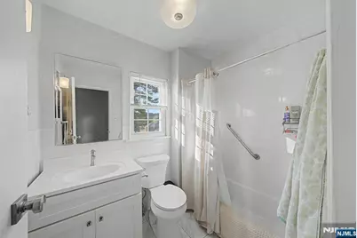 39 Wedgewood Drive 111 #111, Verona, NJ 07044 - Photo 12