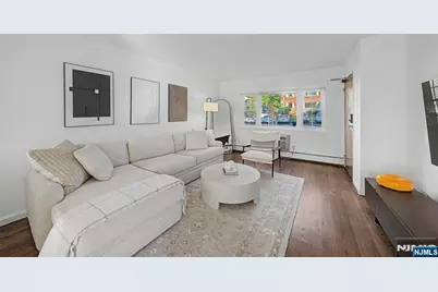 39 Wedgewood Drive 111 #111, Verona, NJ 07044 - Photo 4