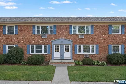 39 Wedgewood Drive 111 #111, Verona, NJ 07044 - Photo 2