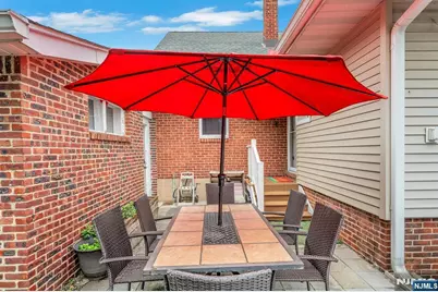 33 E Passaic Street, Rochelle Park Township, NJ 07662 - Photo 32
