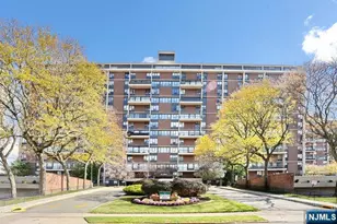 2 Horizon Road 404, Fort Lee, NJ 07024 - Photo 2